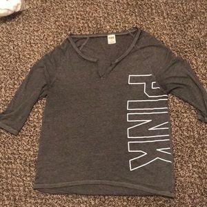 Grey “pink” VS shirt size m
